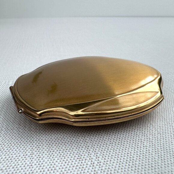 Elgin American Gold Tone Vanity Compact - Picture 3 of 16